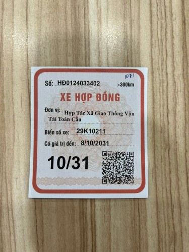 Thủ tục cấp phù hiệu xe hợp đồng năm 2024? Phù hiệu cấp cho xe hợp đồng có thời hạn sử dụng bao lâu?