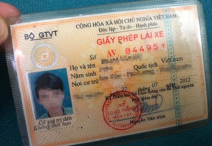 Vướng mắc tích hợp giấy phép lái xe trên ứng dụng VNeID